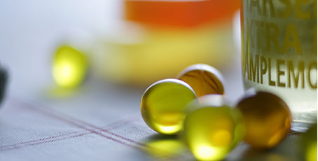 聚氨酯3C電子密封減震墊專用硅油，優(yōu)異的浸潤(rùn)性能確保發(fā)泡成型過(guò)程完美無(wú)瑕